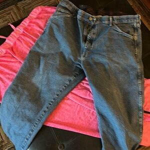 Wrangler straight fit jeans